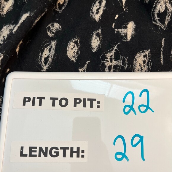 Romance Was Born Abstract Eye Lips Long Sleeve Heavyweight Shirt Women's Large - Picture 3 of 4